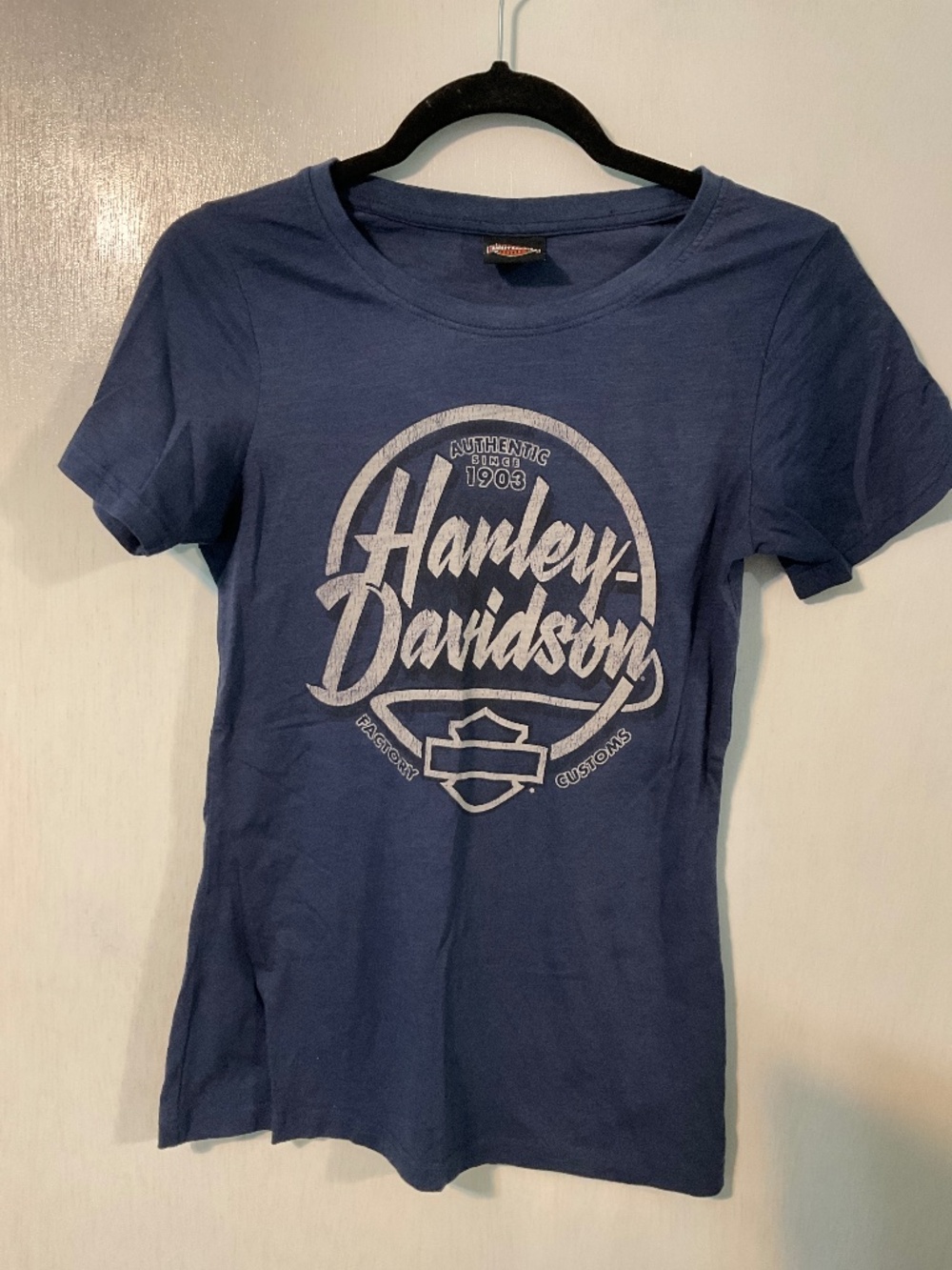 Harley Davidson blue tshirt